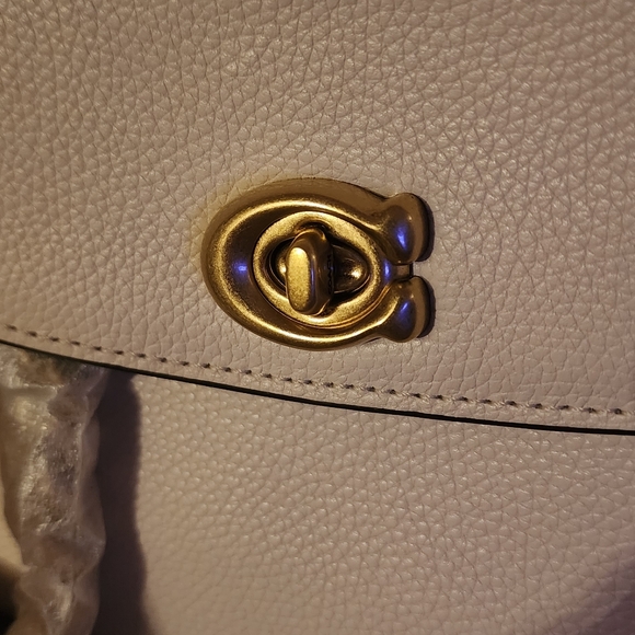 NWT Coach Cassie 19 Crossbody - Picture 5 of 16